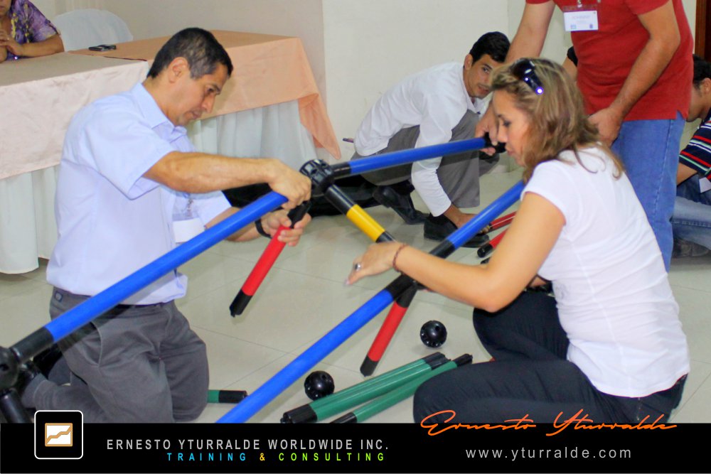 Talleres de Team Building para equipos de alto rendimiento en LATAM