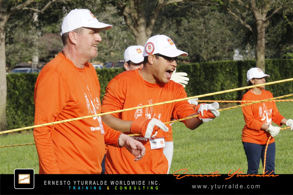 Team Building organizacional para fortalecer equipos de trabajo en Latinoamérica