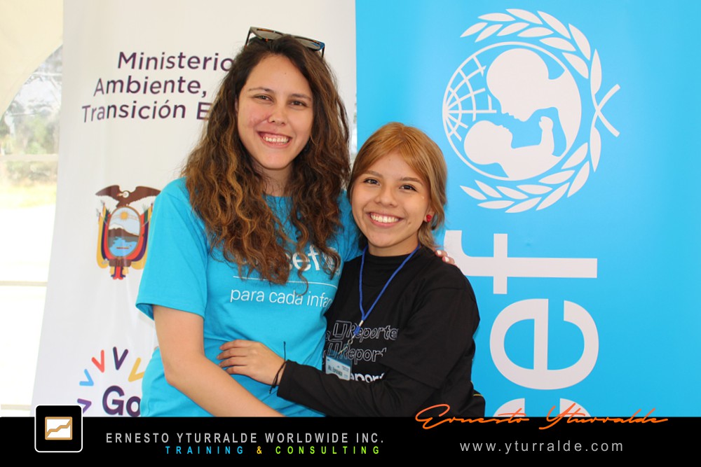 Team Building Max LATAM con talleres corporativos de cuerdas bajas en Latinoamérica