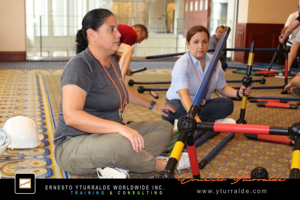 Team Building Max LATAM | Talleres de Cuerdas | Taller de Trabajo en Equipo para Empresas