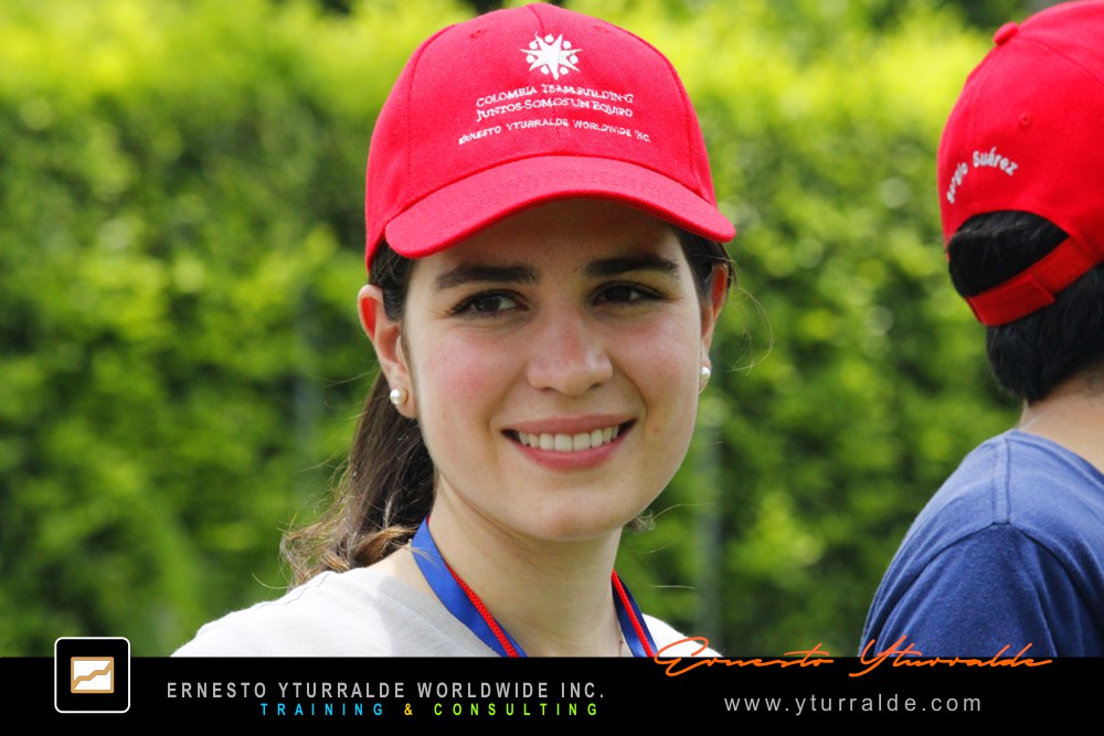 Team Building Max LATAM | Talleres de Cuerdas | Dinámicas de Grupos y Actividades para Team Building Empresarial