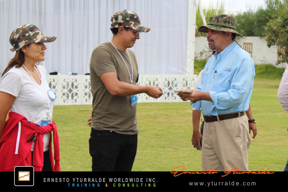 Team Building Max LATAM | Talleres de Cuerdas | Dinámicas de Grupos y Actividades para Team Building Empresarial