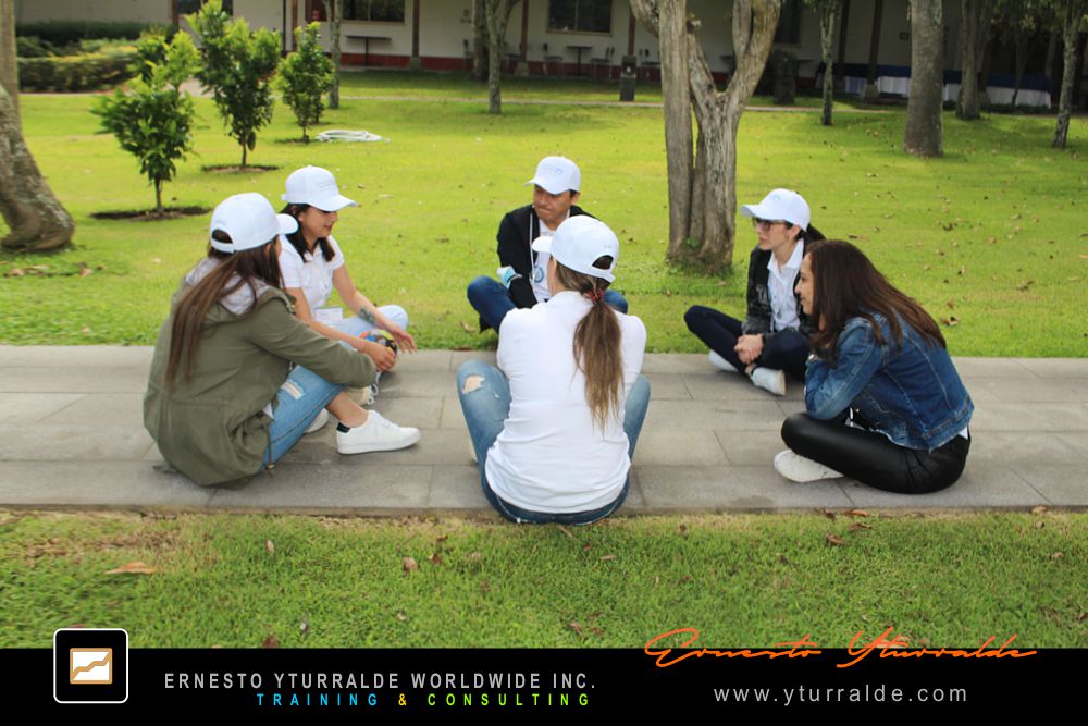 Team Building Max LATAM | Talleres de Cuerdas | Dinámicas de Grupos y Actividades para Team Building Empresarial
