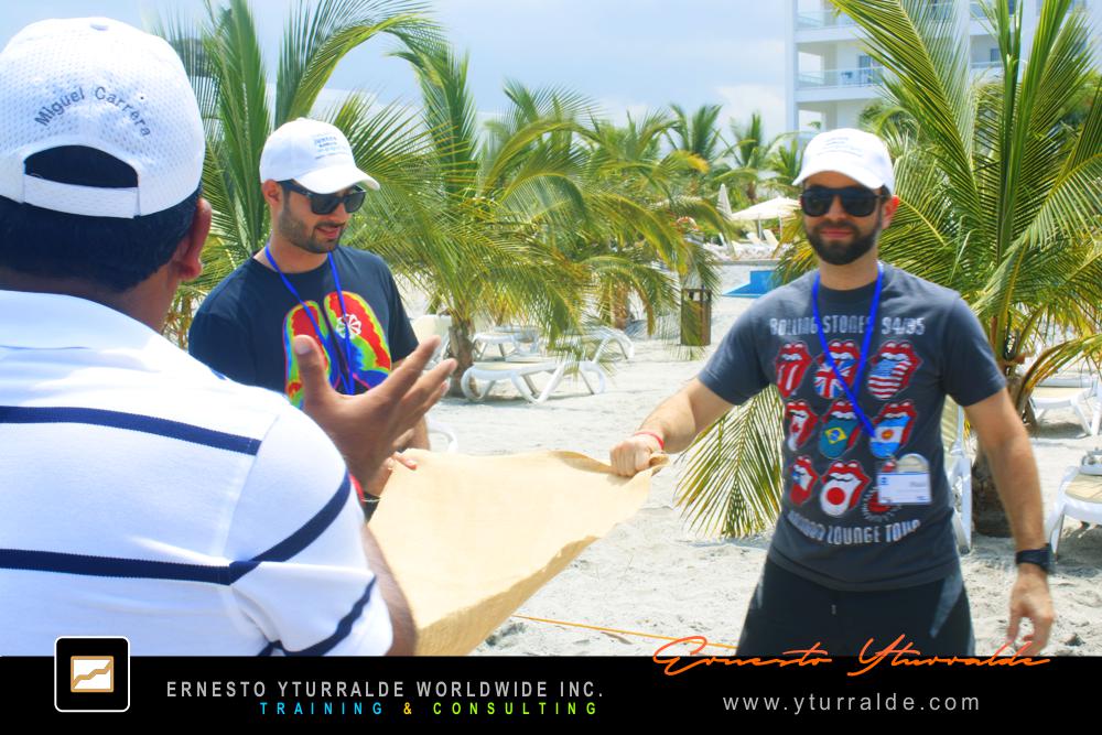 Team Building Max LATAM | Talleres de Cuerdas | Actividades lúdicas empresariales